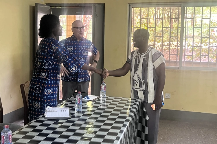 Vivian ni Baaba yiiga toohug